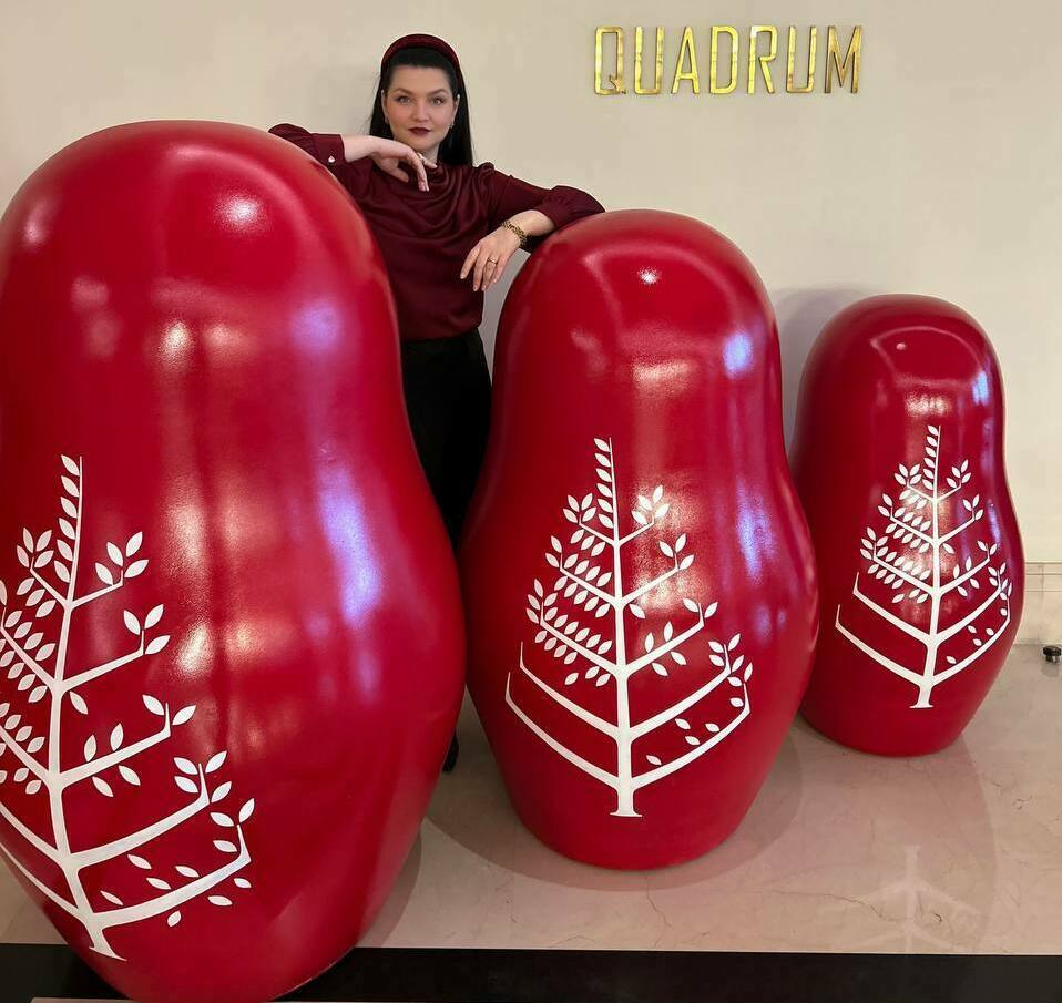 Ресторан Пушкинъ девушка